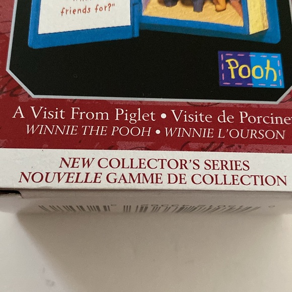 Hallmark Winnie the Pooh Keepsake ornament. A visit from Piglet - Picture 5 of 10